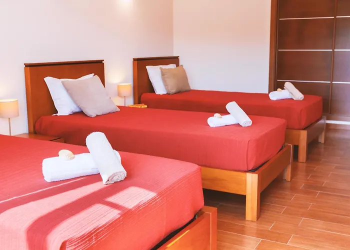 Maya Bay By Algarve Vacation ギーア