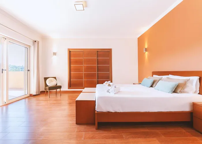 Maya Bay By Algarve Vacation * ギーア