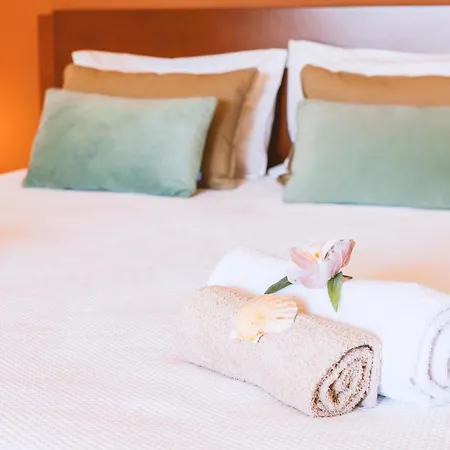 Villa Maya Bay - Com Piscina Aquecível De água Salgada - Galé, Albufeira
